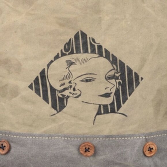 Clea Ray Vintage Portrait Upcycled Canvas Shoulder Bag - Picture 5 of 5